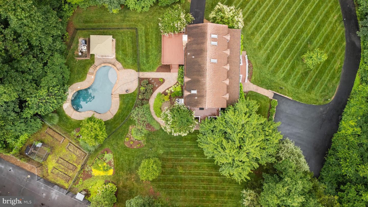 13134 CARRIAGE FORD RD, NOKESVILLE, Virginia 20181, 4 Bedrooms Bedrooms, ,3 BathroomsBathrooms,Residential,For sale,13134 CARRIAGE FORD RD,VAPW2096208 MLS # VAPW2096208