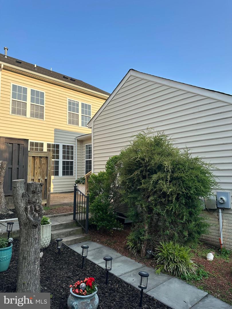 13044 SCOTCH HEATHER PL, WOODBRIDGE, Virginia 22192, 3 Bedrooms Bedrooms, ,2 BathroomsBathrooms,Residential,For sale,13044 SCOTCH HEATHER PL,VAPW2096216 MLS # VAPW2096216