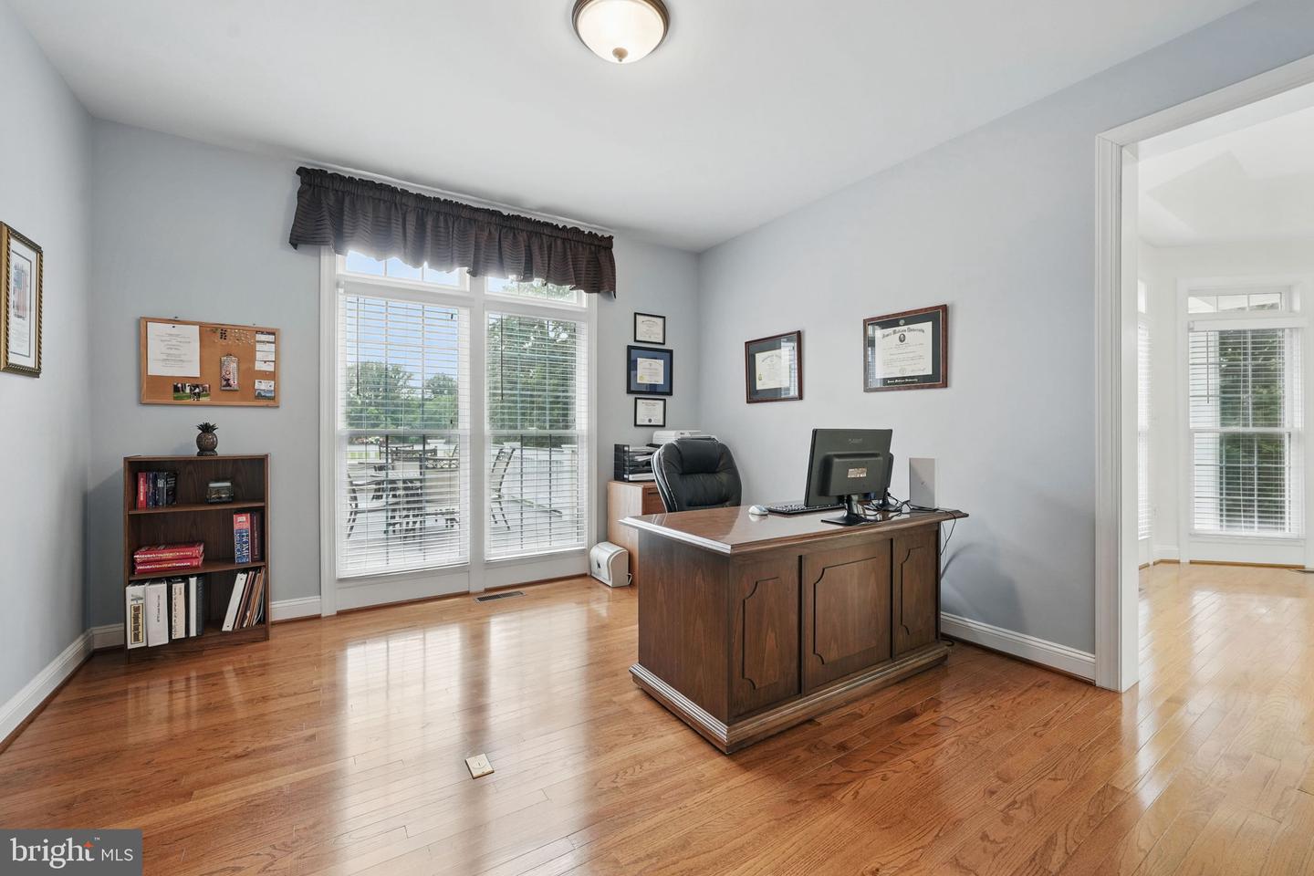 40755 LENAH RUN CIR, ALDIE, Virginia 20105, 7 Bedrooms Bedrooms, ,4 BathroomsBathrooms,Residential,For sale,40755 LENAH RUN CIR,VALO2098702 MLS # VALO2098702