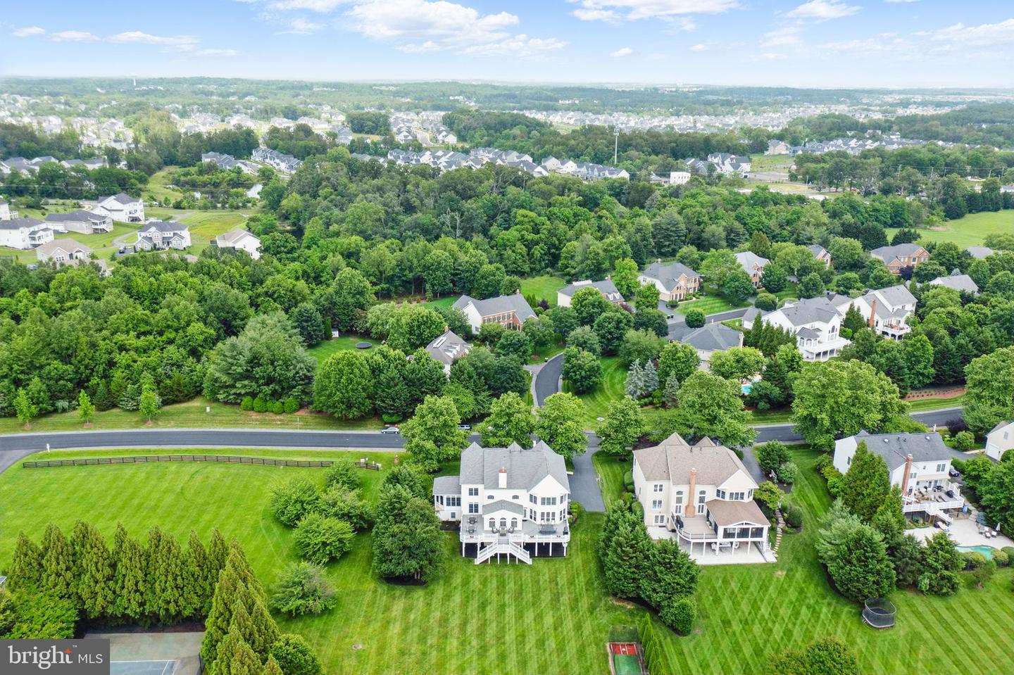 40755 LENAH RUN CIR, ALDIE, Virginia 20105, 7 Bedrooms Bedrooms, ,4 BathroomsBathrooms,Residential,For sale,40755 LENAH RUN CIR,VALO2098702 MLS # VALO2098702