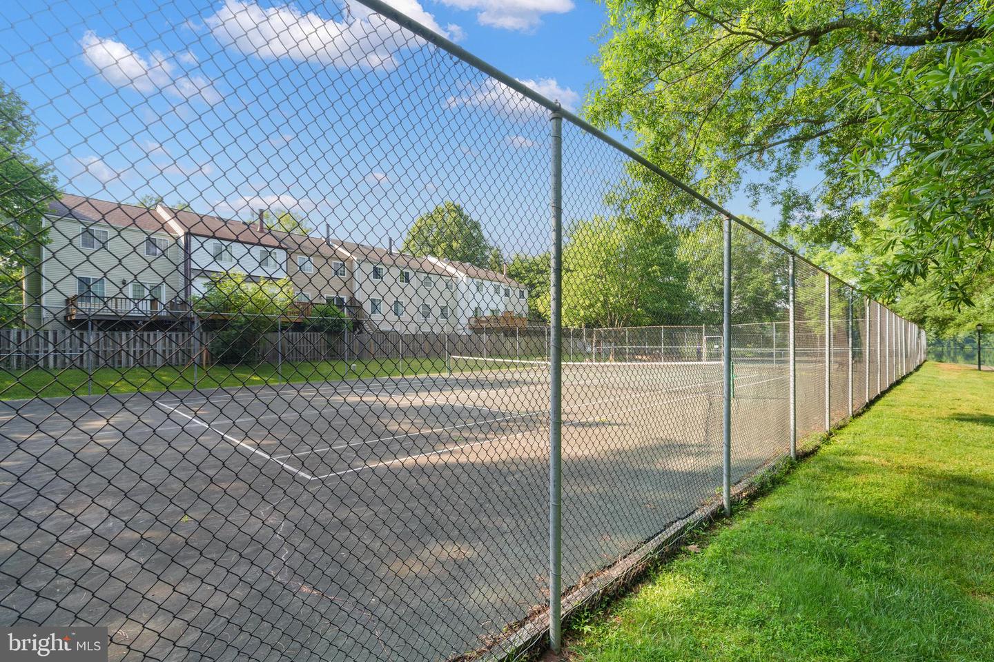 2832 YARLING CT #2832, FALLS CHURCH, Virginia 22042, 2 Bedrooms Bedrooms, ,2 BathroomsBathrooms,Residential,For sale,2832 YARLING CT #2832,VAFX2246054 MLS # VAFX2246054