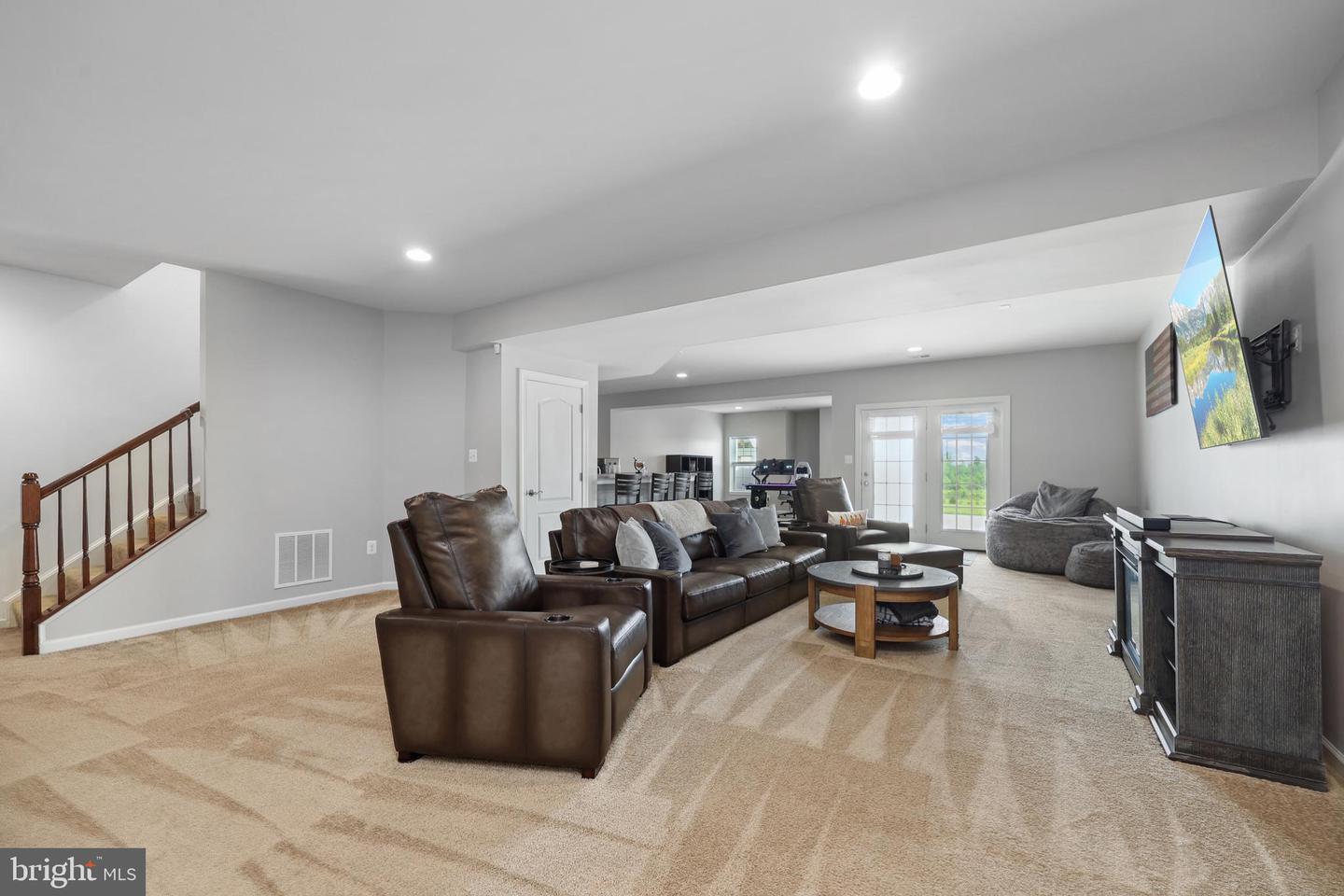 42719 PRAIRIE MERLIN CT, LEESBURG, Virginia 20176, 4 Bedrooms Bedrooms, ,4 BathroomsBathrooms,Residential,For sale,42719 PRAIRIE MERLIN CT,VALO2098730 MLS # VALO2098730