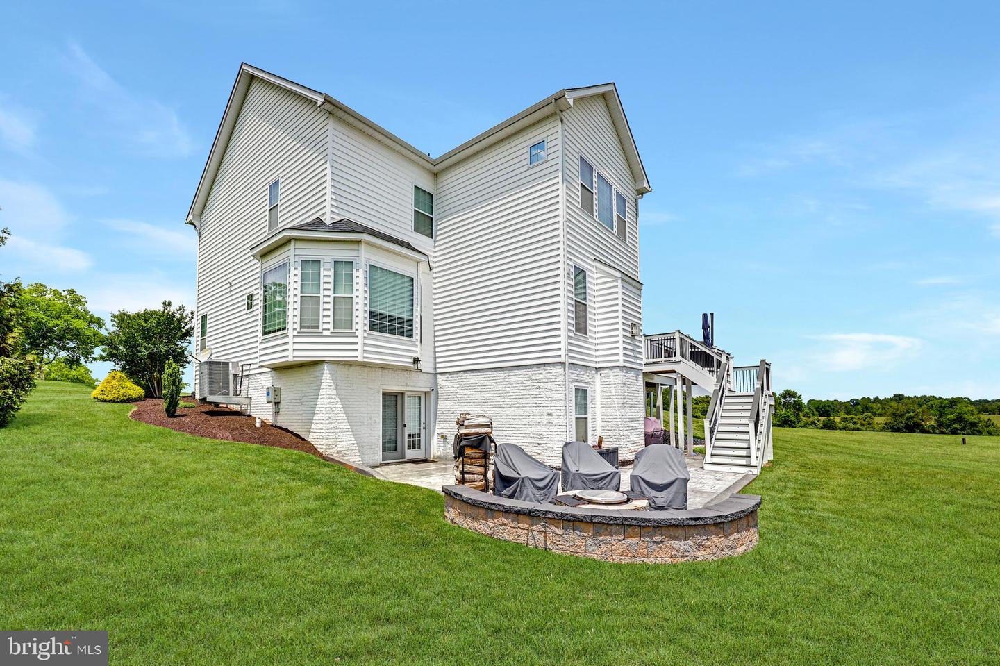 42719 PRAIRIE MERLIN CT, LEESBURG, Virginia 20176, 4 Bedrooms Bedrooms, ,4 BathroomsBathrooms,Residential,For sale,42719 PRAIRIE MERLIN CT,VALO2098730 MLS # VALO2098730