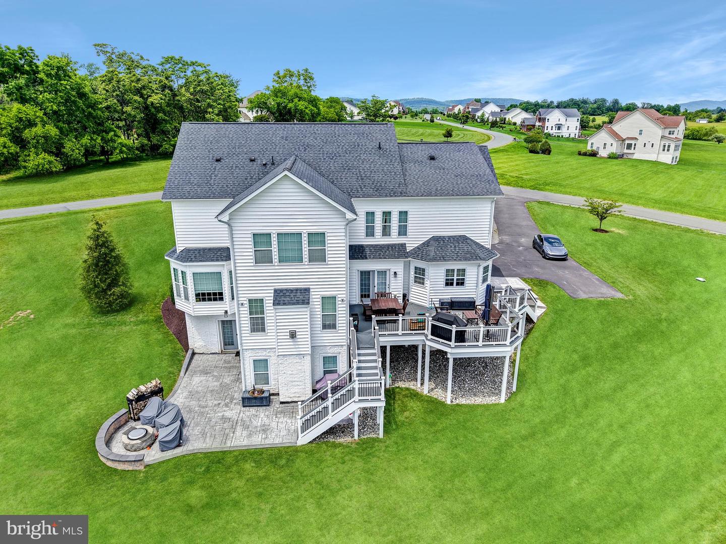 42719 PRAIRIE MERLIN CT, LEESBURG, Virginia 20176, 4 Bedrooms Bedrooms, ,4 BathroomsBathrooms,Residential,For sale,42719 PRAIRIE MERLIN CT,VALO2098730 MLS # VALO2098730