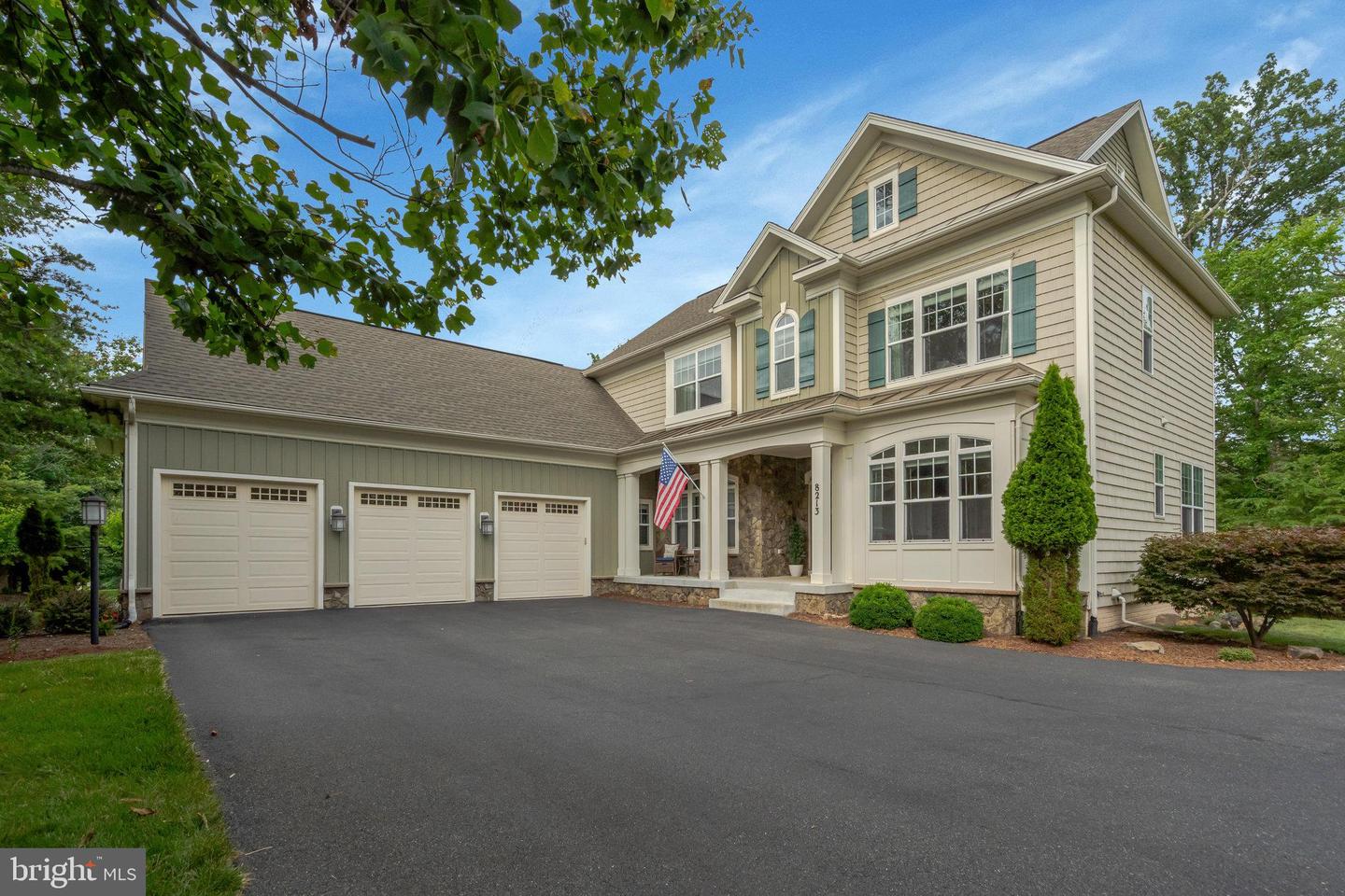 8213 BEARHURST DR, GAINESVILLE, Virginia 20155, 5 Bedrooms Bedrooms, ,4 BathroomsBathrooms,Residential,For sale,8213 BEARHURST DR,VAPW2096352 MLS # VAPW2096352