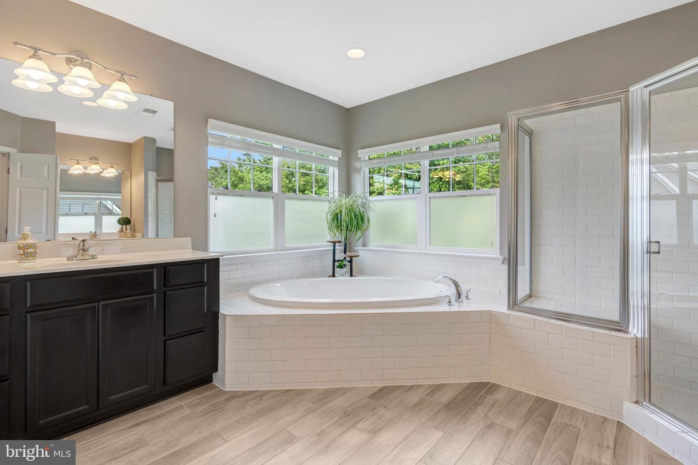 8213 BEARHURST DR, GAINESVILLE, Virginia 20155, 5 Bedrooms Bedrooms, ,4 BathroomsBathrooms,Residential,For sale,8213 BEARHURST DR,VAPW2096352 MLS # VAPW2096352