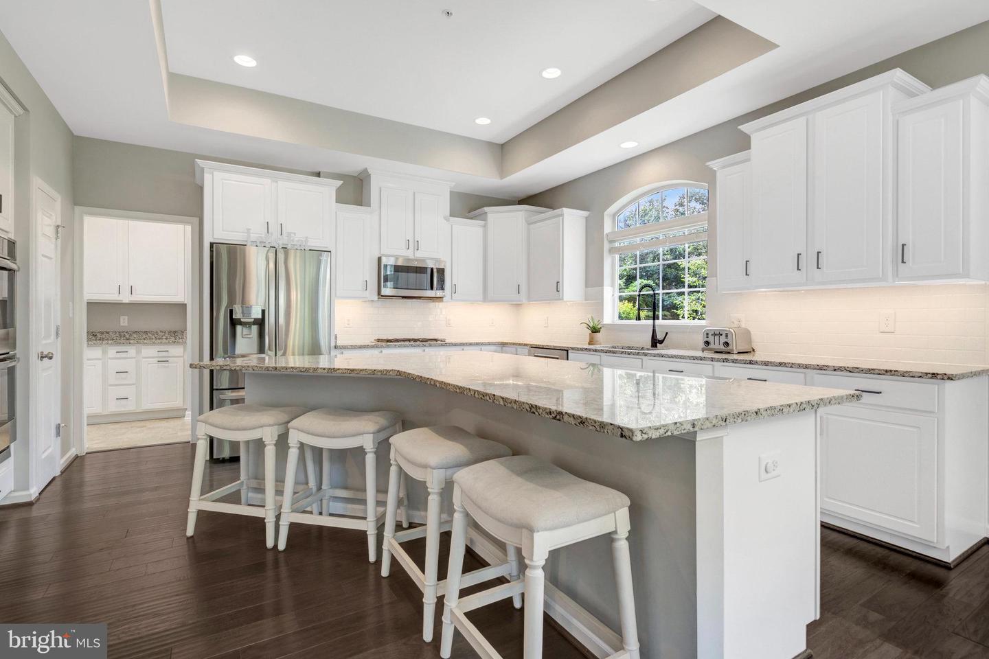 8213 BEARHURST DR, GAINESVILLE, Virginia 20155, 5 Bedrooms Bedrooms, ,4 BathroomsBathrooms,Residential,For sale,8213 BEARHURST DR,VAPW2096352 MLS # VAPW2096352