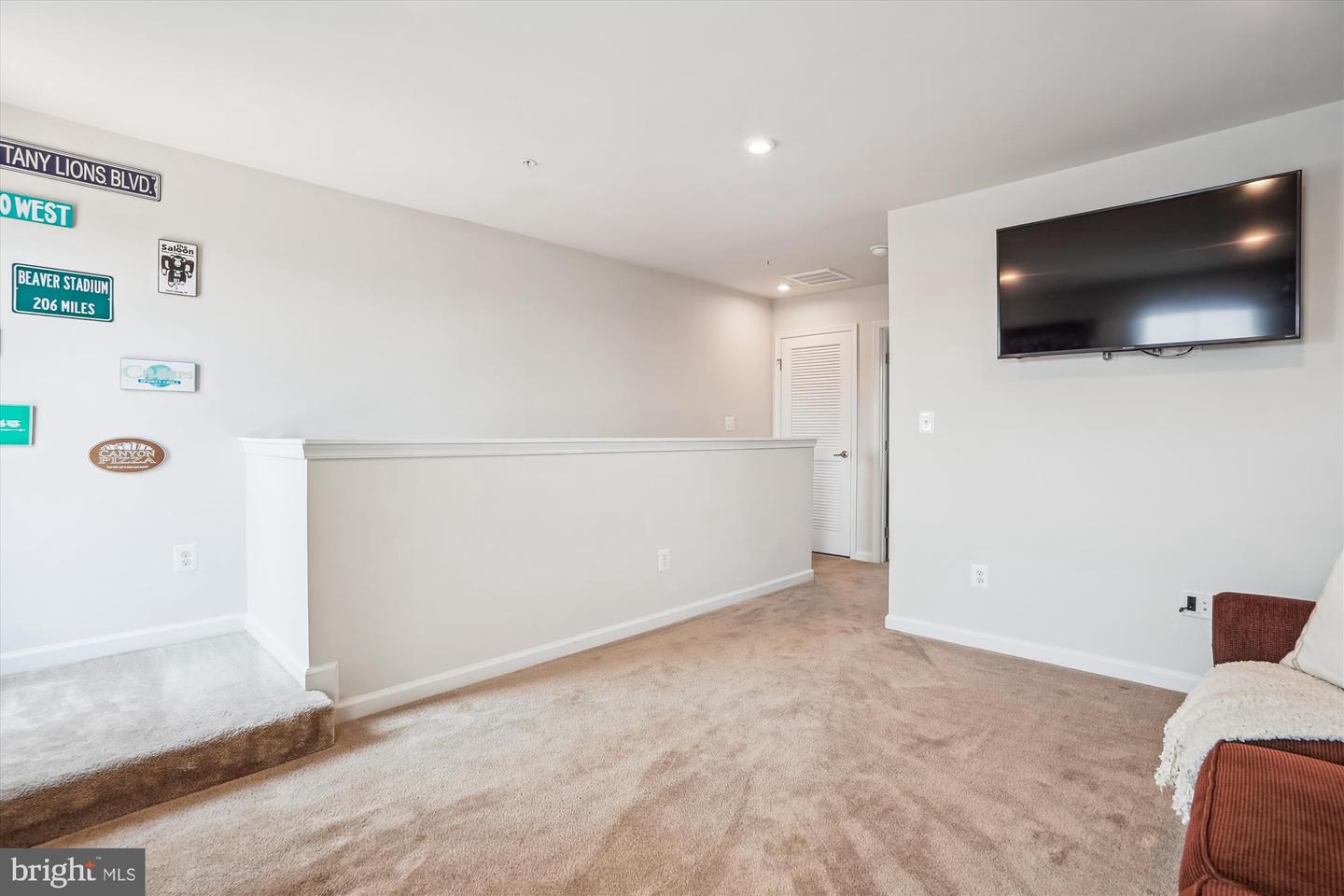 43436 APPLE ORCHARD SQ, ASHBURN, Virginia 20148, 4 Bedrooms Bedrooms, ,4 BathroomsBathrooms,Residential,For sale,43436 APPLE ORCHARD SQ,VALO2098944 MLS # VALO2098944