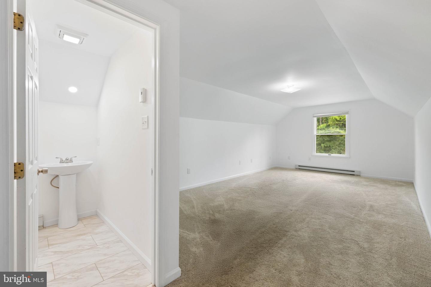 233 KIMBLE RD, BERRYVILLE, Virginia 22611, 4 Bedrooms Bedrooms, ,3 BathroomsBathrooms,Residential,For sale,233 KIMBLE RD,VACL2003826 MLS # VACL2003826