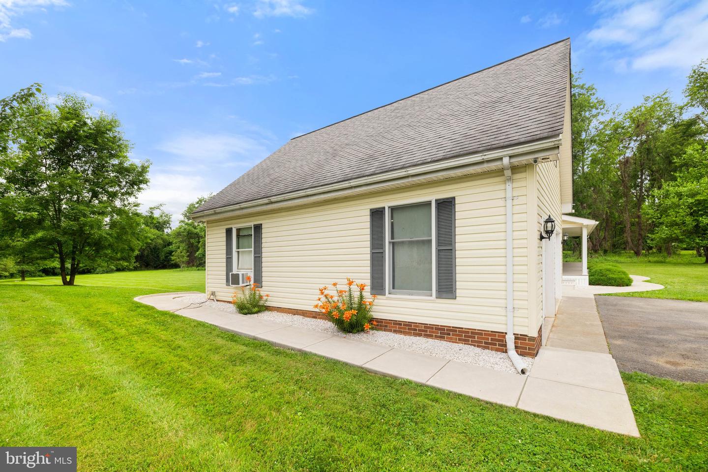 233 KIMBLE RD, BERRYVILLE, Virginia 22611, 4 Bedrooms Bedrooms, ,3 BathroomsBathrooms,Residential,For sale,233 KIMBLE RD,VACL2003826 MLS # VACL2003826