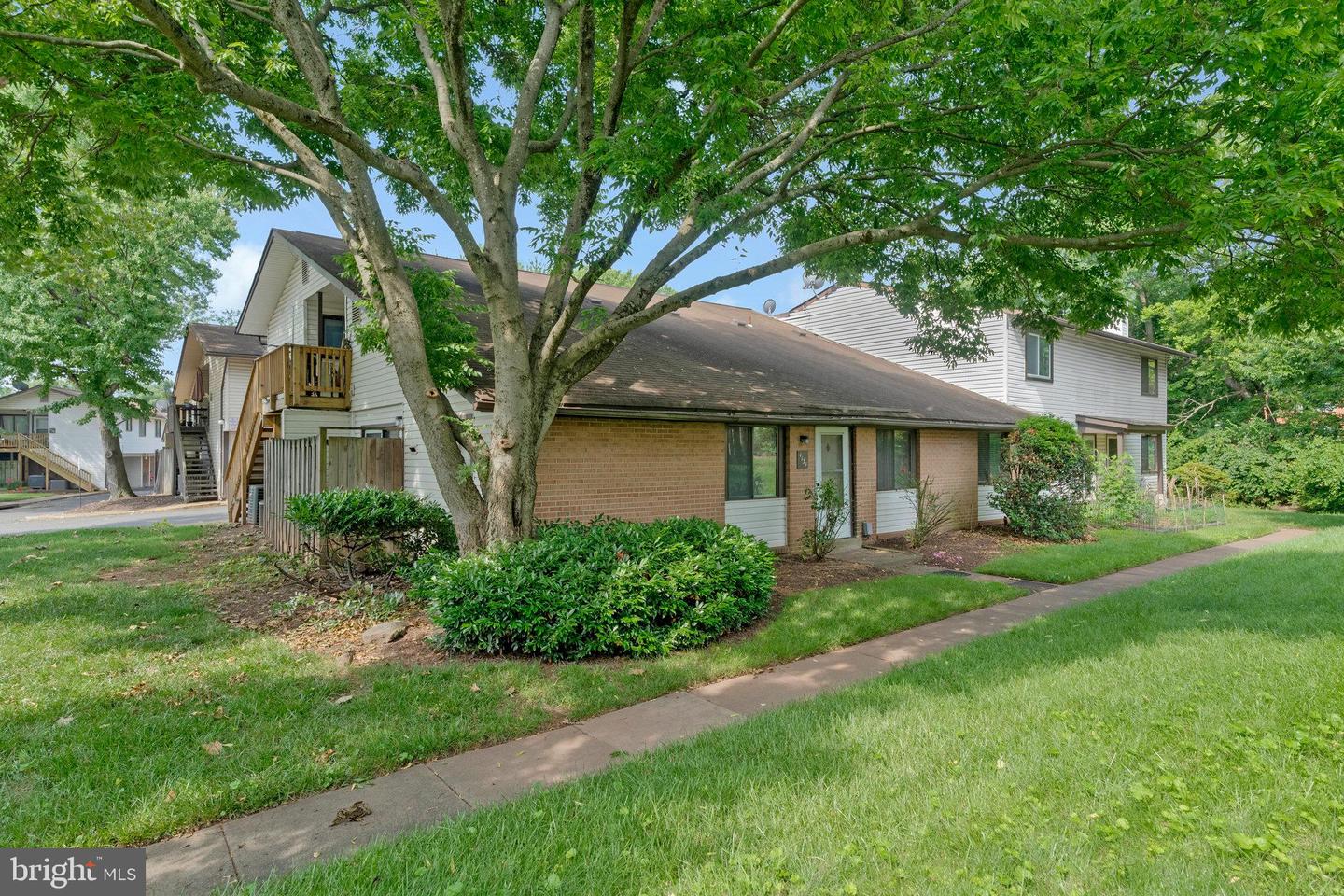 4134 MEADOWLAND CT #71, CHANTILLY, Virginia 20151, 2 Bedrooms Bedrooms, ,1 BathroomBathrooms,Residential,For sale,4134 MEADOWLAND CT #71,VAFX2246102 MLS # VAFX2246102