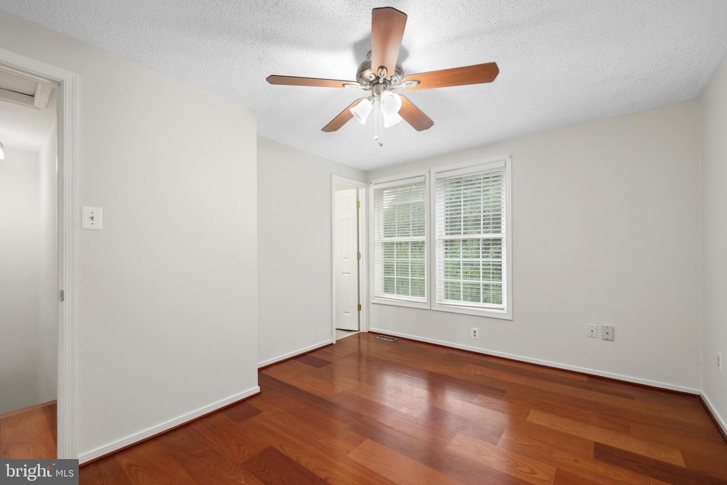 853 OAK LEAF CT, WARRENTON, Virginia 20186, 3 Bedrooms Bedrooms, ,2 BathroomsBathrooms,Residential,For sale,853 OAK LEAF CT,VAFQ2016968 MLS # VAFQ2016968