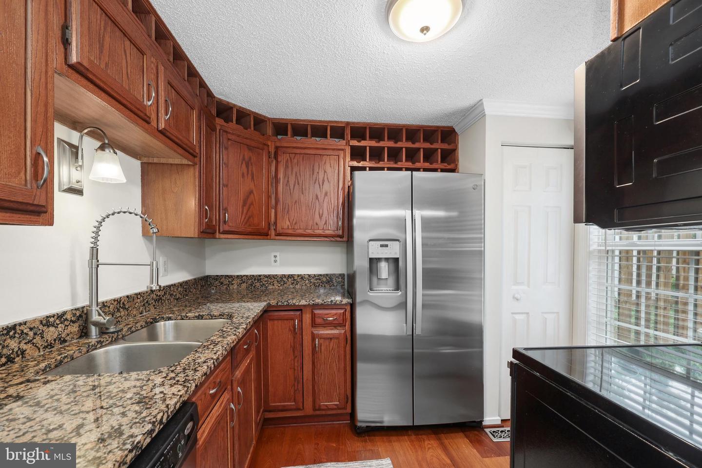 853 OAK LEAF CT, WARRENTON, Virginia 20186, 3 Bedrooms Bedrooms, ,2 BathroomsBathrooms,Residential,For sale,853 OAK LEAF CT,VAFQ2016968 MLS # VAFQ2016968