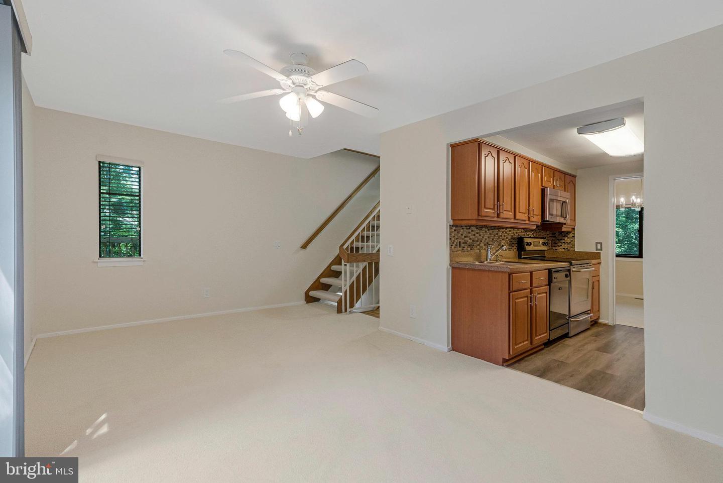 1501 SCANDIA CIR, RESTON, Virginia 20190, 3 Bedrooms Bedrooms, ,3 BathroomsBathrooms,Residential,For sale,1501 SCANDIA CIR,VAFX2246314 MLS # VAFX2246314