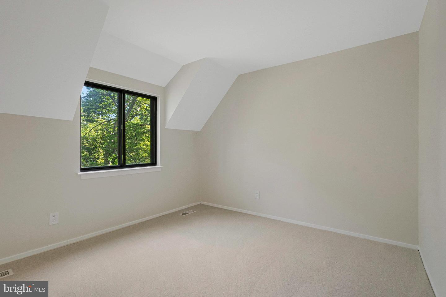 1501 SCANDIA CIR, RESTON, Virginia 20190, 3 Bedrooms Bedrooms, ,3 BathroomsBathrooms,Residential,For sale,1501 SCANDIA CIR,VAFX2246314 MLS # VAFX2246314