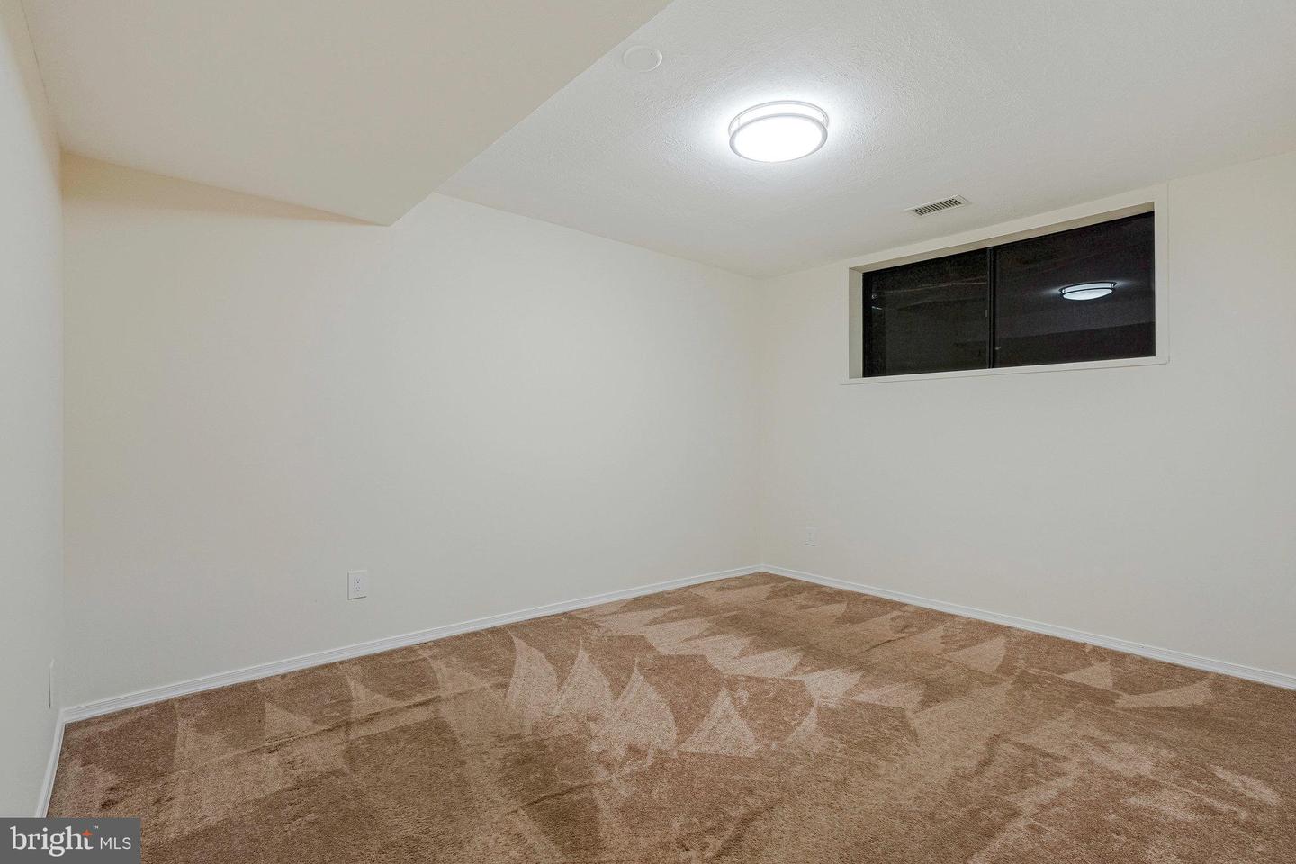 1501 SCANDIA CIR, RESTON, Virginia 20190, 3 Bedrooms Bedrooms, ,3 BathroomsBathrooms,Residential,For sale,1501 SCANDIA CIR,VAFX2246314 MLS # VAFX2246314
