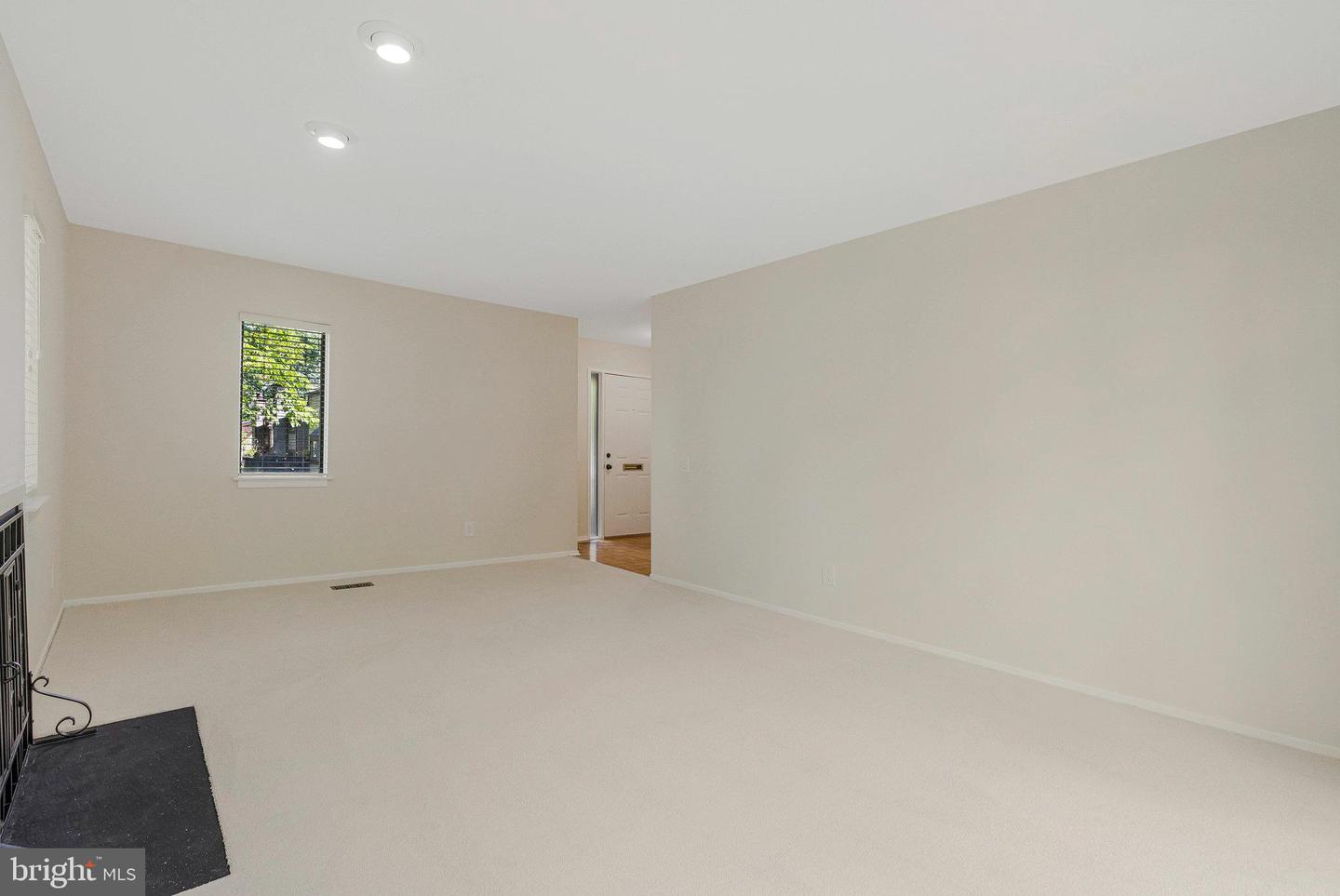 1501 SCANDIA CIR, RESTON, Virginia 20190, 3 Bedrooms Bedrooms, ,3 BathroomsBathrooms,Residential,For sale,1501 SCANDIA CIR,VAFX2246314 MLS # VAFX2246314