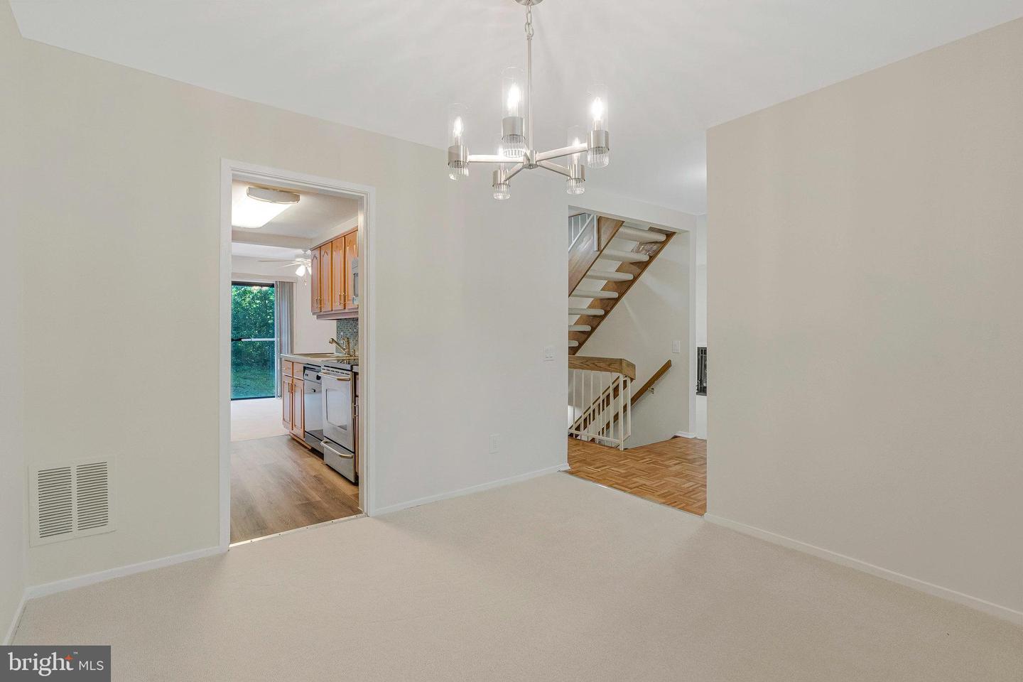1501 SCANDIA CIR, RESTON, Virginia 20190, 3 Bedrooms Bedrooms, ,3 BathroomsBathrooms,Residential,For sale,1501 SCANDIA CIR,VAFX2246314 MLS # VAFX2246314