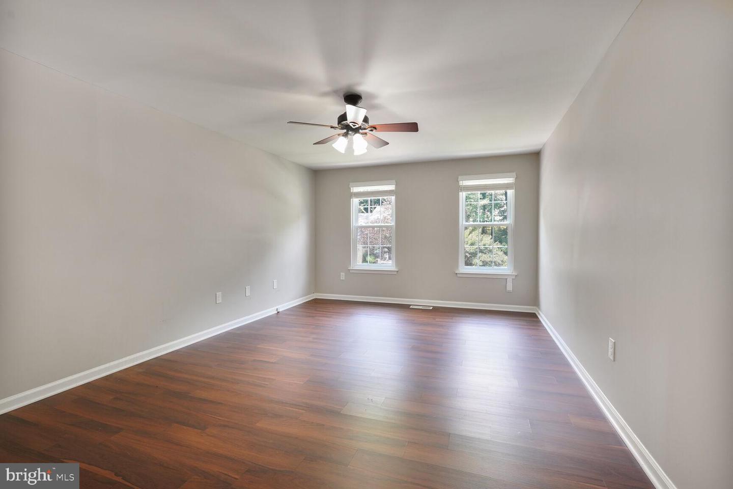 15871 MONTVIEW DR, DUMFRIES, Virginia 22025, 4 Bedrooms Bedrooms, ,3 BathroomsBathrooms,Residential,For sale,15871 MONTVIEW DR,VAPW2096690 MLS # VAPW2096690