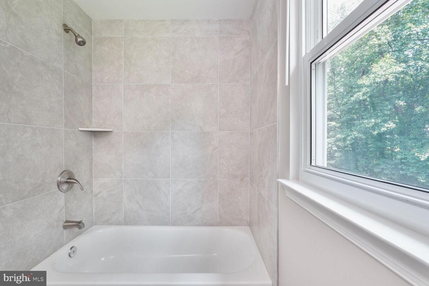 15871 MONTVIEW DR, DUMFRIES, Virginia 22025, 4 Bedrooms Bedrooms, ,3 BathroomsBathrooms,Residential,For sale,15871 MONTVIEW DR,VAPW2096690 MLS # VAPW2096690