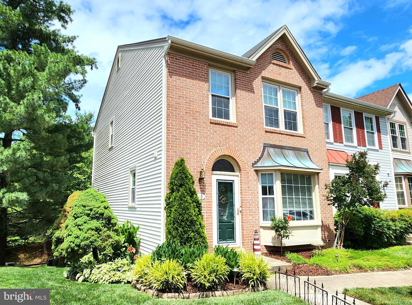 6910 COMPTON VALLEY CT, CENTREVILLE, Virginia 20121, 4 Bedrooms Bedrooms, ,3 BathroomsBathrooms,Residential,For sale,6910 COMPTON VALLEY CT,VAFX2246576 MLS # VAFX2246576