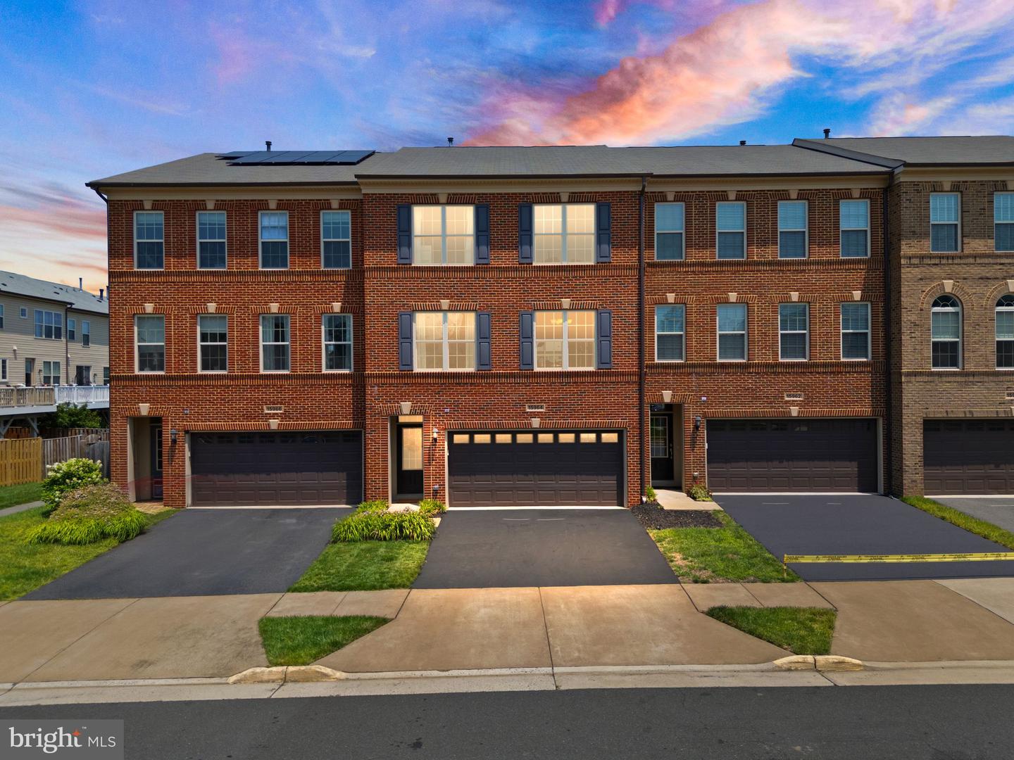 15964 LOWDERMILK PL, HAYMARKET, Virginia 20169, 4 Bedrooms Bedrooms, ,3 BathroomsBathrooms,Residential,For sale,15964 LOWDERMILK PL,VAPW2096730 MLS # VAPW2096730