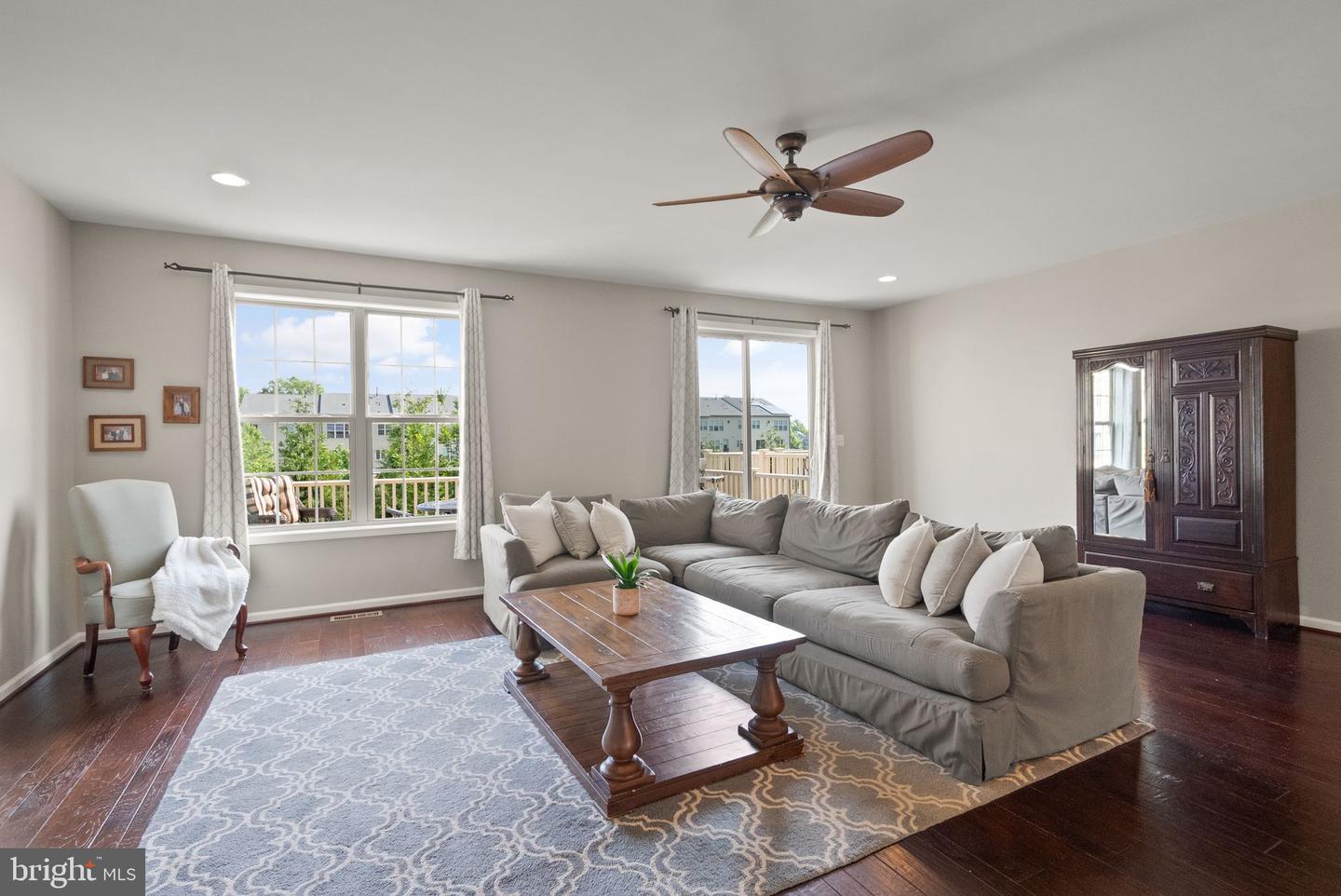 15964 LOWDERMILK PL, HAYMARKET, Virginia 20169, 4 Bedrooms Bedrooms, ,3 BathroomsBathrooms,Residential,For sale,15964 LOWDERMILK PL,VAPW2096730 MLS # VAPW2096730