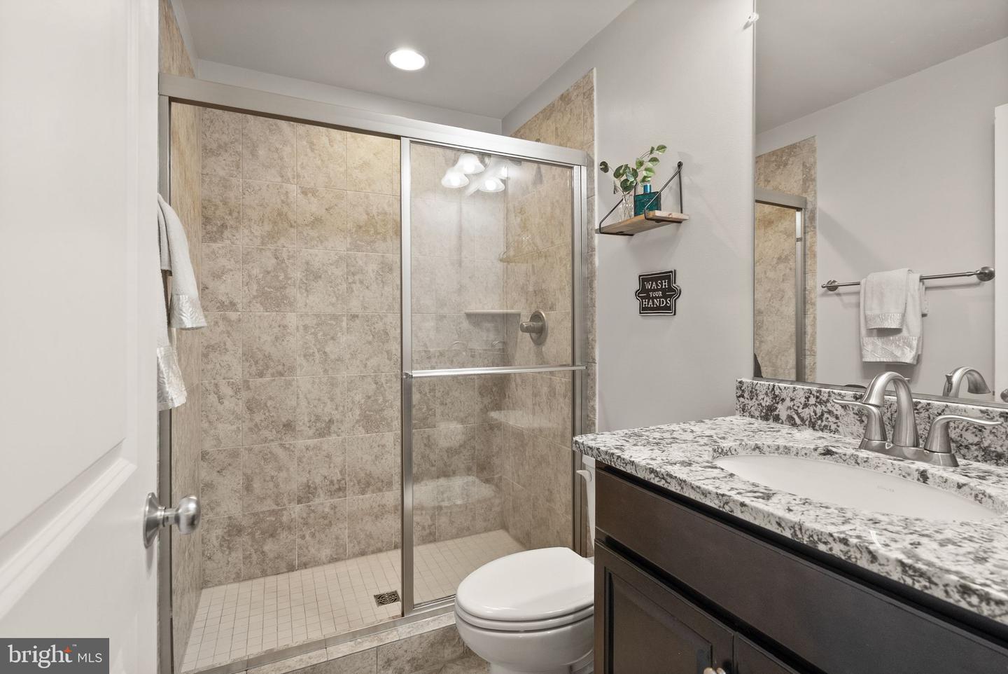 15964 LOWDERMILK PL, HAYMARKET, Virginia 20169, 4 Bedrooms Bedrooms, ,3 BathroomsBathrooms,Residential,For sale,15964 LOWDERMILK PL,VAPW2096730 MLS # VAPW2096730