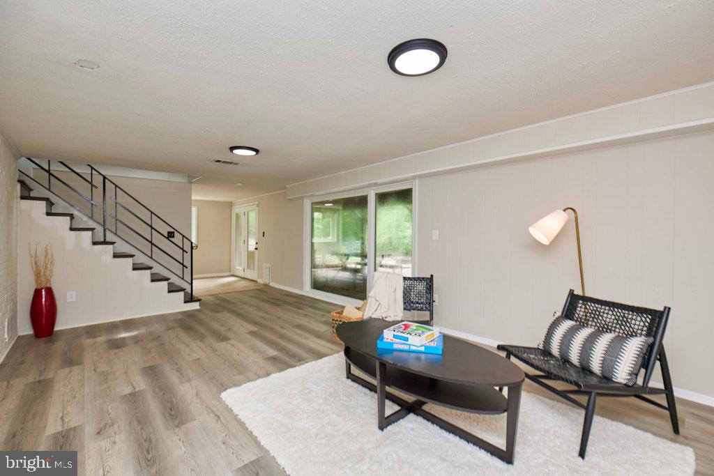 2301 N TRACY ST, ALEXANDRIA, Virginia 22311, 3 Bedrooms Bedrooms, ,2 BathroomsBathrooms,Residential,For sale,2301 N TRACY ST,VAAX2046364 MLS # VAAX2046364