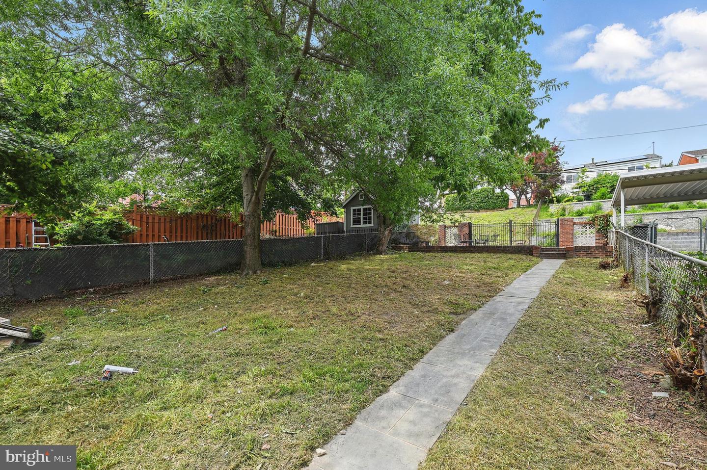 812 CRITTENDEN ST NE, WASHINGTON, District Of Columbia 20017, 3 Bedrooms Bedrooms, ,2 BathroomsBathrooms,Residential,For sale,812 CRITTENDEN ST NE,DCDC2205178 MLS # DCDC2205178