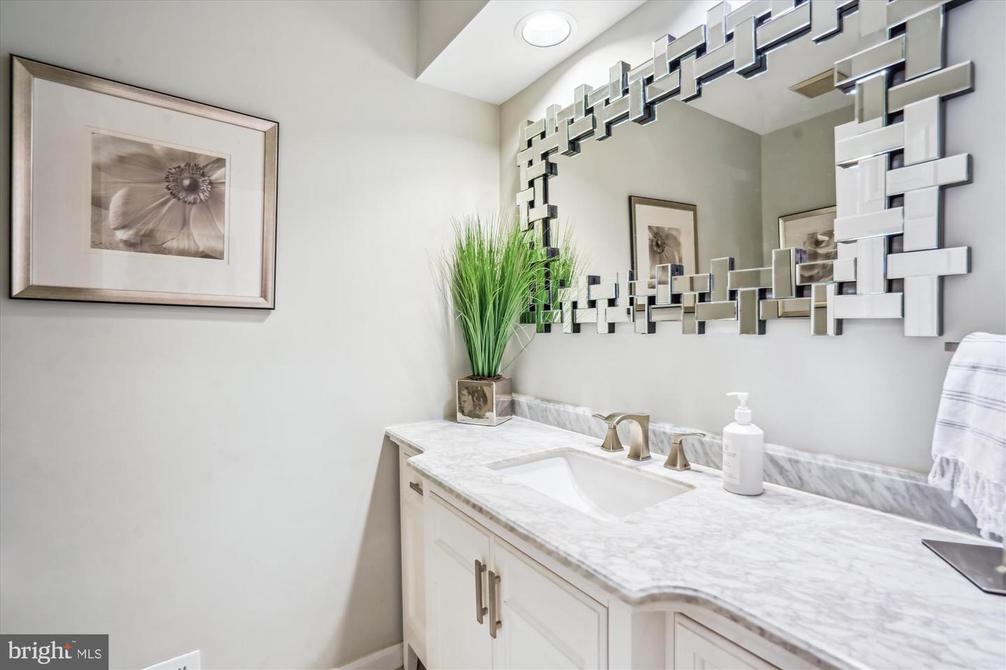 1399 OLD QUINCY LN, RESTON, Virginia 20194, 5 Bedrooms Bedrooms, ,3 BathroomsBathrooms,Residential,For sale,1399 OLD QUINCY LN,VAFX2246850 MLS # VAFX2246850