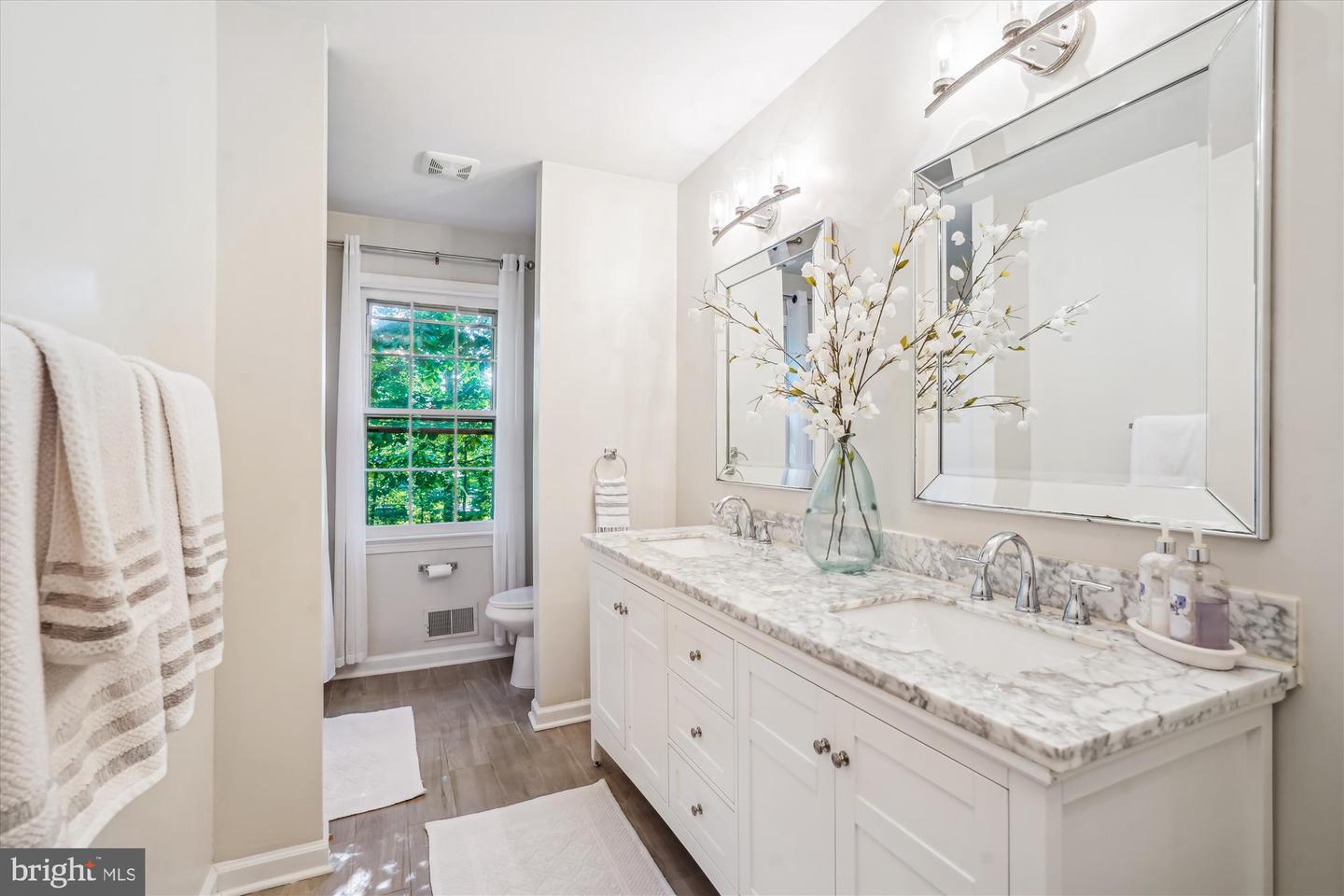 1399 OLD QUINCY LN, RESTON, Virginia 20194, 5 Bedrooms Bedrooms, ,3 BathroomsBathrooms,Residential,For sale,1399 OLD QUINCY LN,VAFX2246850 MLS # VAFX2246850