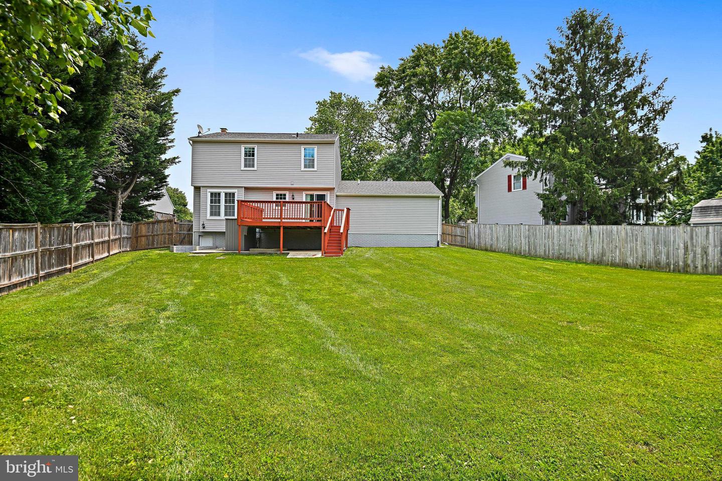 1105 TRAPPER CREST CT, HERNDON, Virginia 20170, 3 Bedrooms Bedrooms, ,3 BathroomsBathrooms,Residential,For sale,1105 TRAPPER CREST CT,VAFX2246892 MLS # VAFX2246892