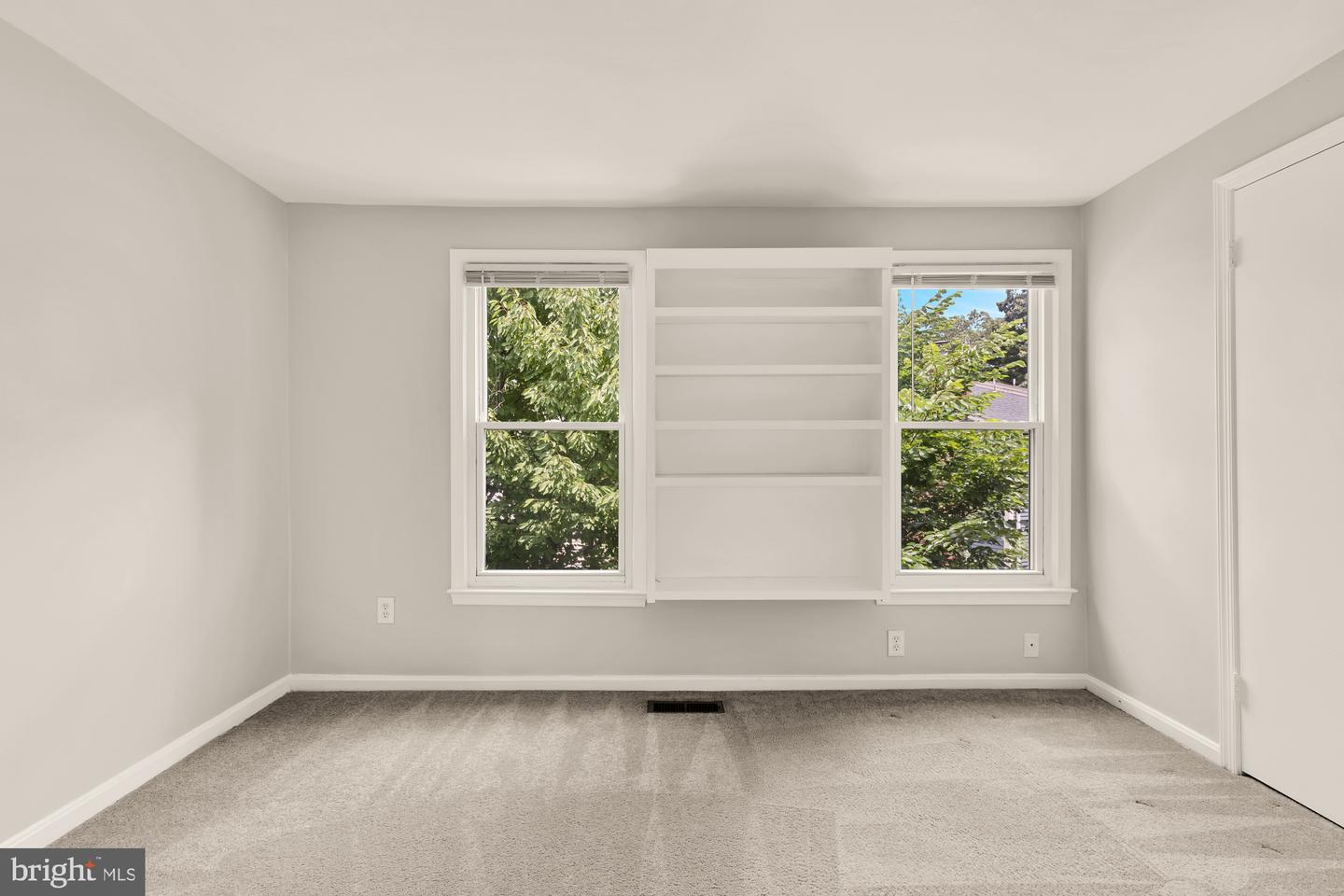 6207 COOL VALLEY CT, ALEXANDRIA, Virginia 22310, 3 Bedrooms Bedrooms, ,2 BathroomsBathrooms,Residential,For sale,6207 COOL VALLEY CT,VAFX2246906 MLS # VAFX2246906