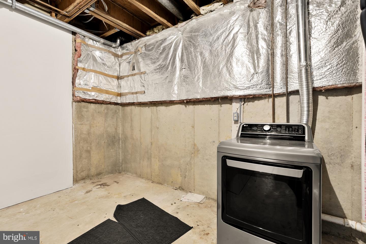 6207 COOL VALLEY CT, ALEXANDRIA, Virginia 22310, 3 Bedrooms Bedrooms, ,2 BathroomsBathrooms,Residential,For sale,6207 COOL VALLEY CT,VAFX2246906 MLS # VAFX2246906