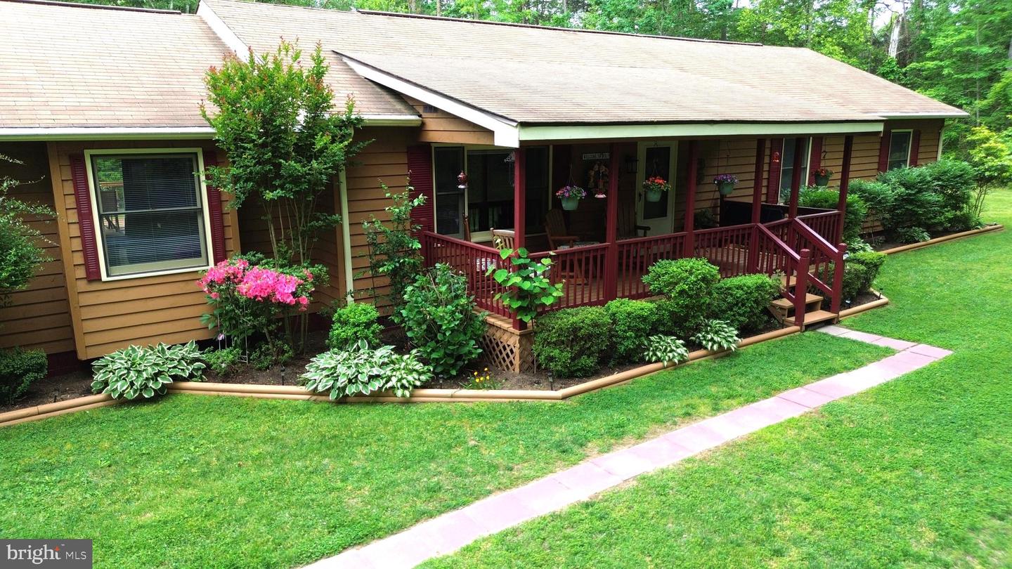 636 FIREHOUSE DR, LOUISA, Virginia 23093, 4 Bedrooms Bedrooms, ,2 BathroomsBathrooms,Residential,For sale,636 FIREHOUSE DR,VALA2008024 MLS # VALA2008024