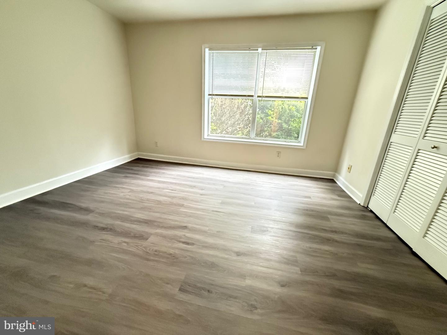 3179 SUMMIT SQUARE DR #2-B5, OAKTON, Virginia 22124, 1 Bedroom Bedrooms, ,1 BathroomBathrooms,Residential,For sale,3179 SUMMIT SQUARE DR #2-B5,VAFX2247136 MLS # VAFX2247136