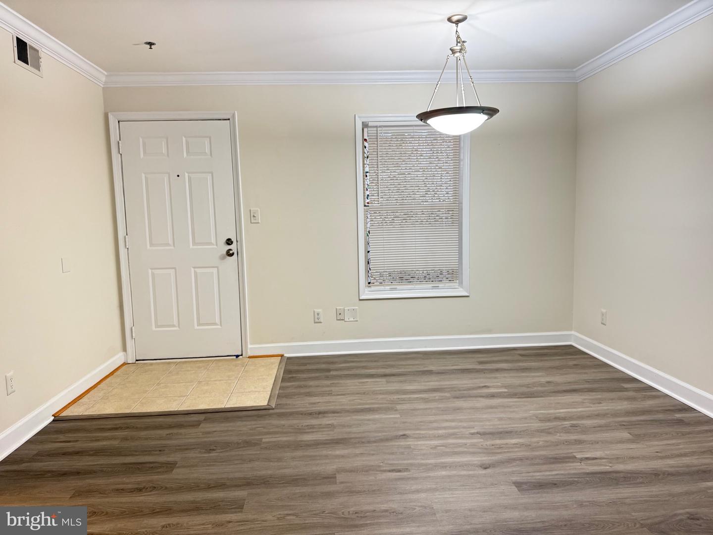 3179 SUMMIT SQUARE DR #2-B5, OAKTON, Virginia 22124, 1 Bedroom Bedrooms, ,1 BathroomBathrooms,Residential,For sale,3179 SUMMIT SQUARE DR #2-B5,VAFX2247136 MLS # VAFX2247136