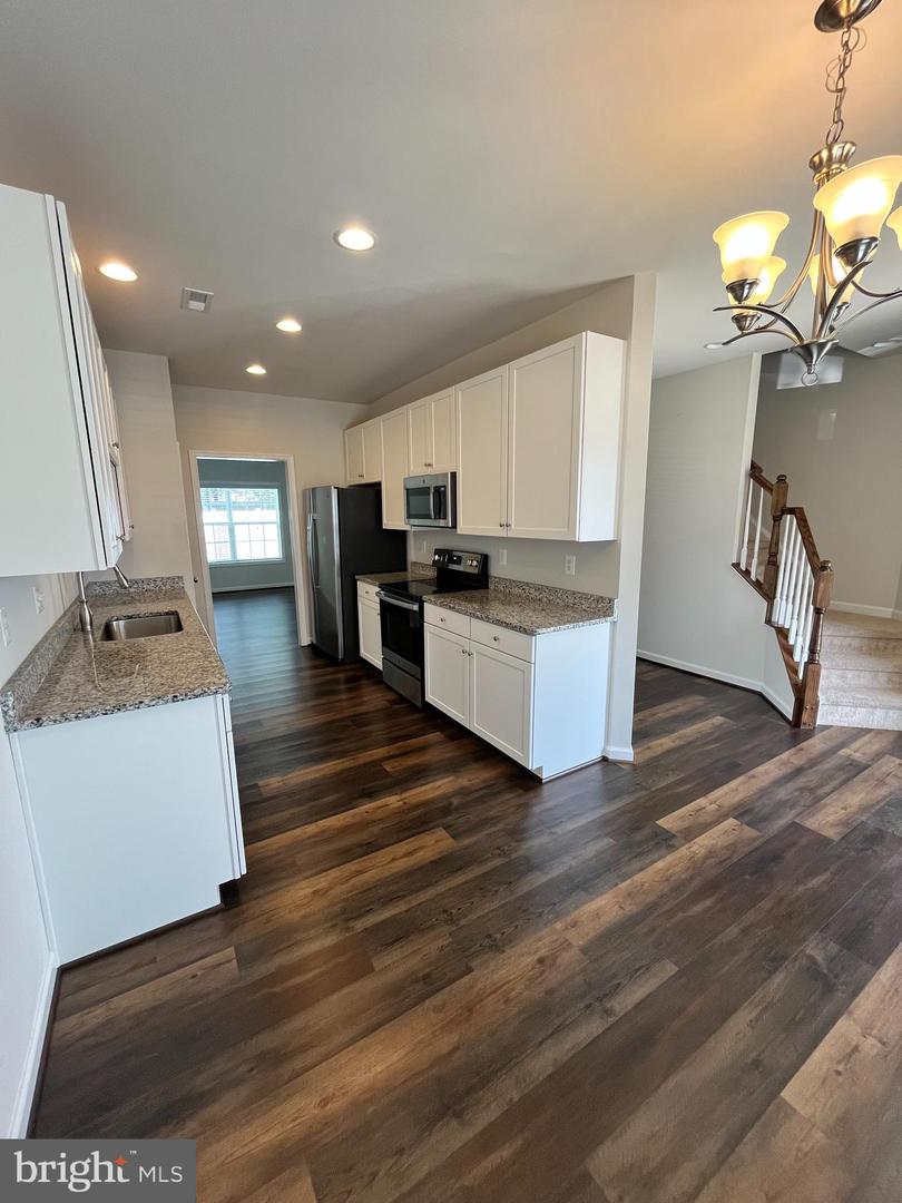 12112 BOWLING FARM CT, FREDERICKSBURG, Virginia 22407, 3 Bedrooms Bedrooms, ,2 BathroomsBathrooms,Residential,For sale,12112 BOWLING FARM CT,VASP2033918 MLS # VASP2033918