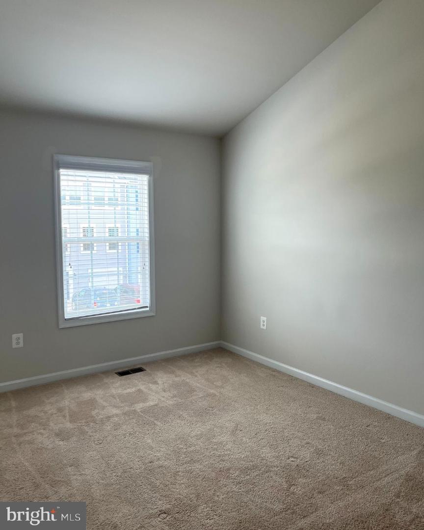 12112 BOWLING FARM CT, FREDERICKSBURG, Virginia 22407, 3 Bedrooms Bedrooms, ,2 BathroomsBathrooms,Residential,For sale,12112 BOWLING FARM CT,VASP2033918 MLS # VASP2033918
