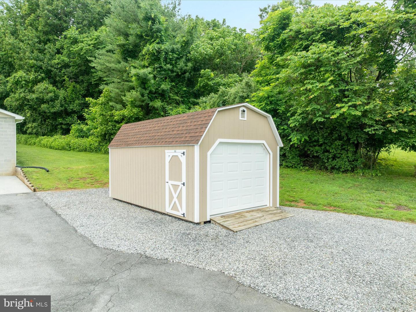 364 STONEY BOTTOM RD, FRONT ROYAL, Virginia 22630, 3 Bedrooms Bedrooms, ,2 BathroomsBathrooms,Residential,For sale,364 STONEY BOTTOM RD,VAWR2011438 MLS # VAWR2011438