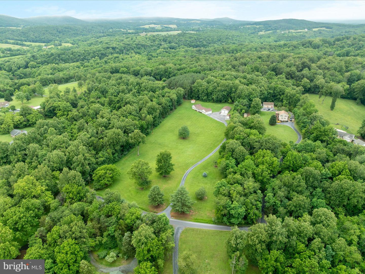364 STONEY BOTTOM RD, FRONT ROYAL, Virginia 22630, 3 Bedrooms Bedrooms, ,2 BathroomsBathrooms,Residential,For sale,364 STONEY BOTTOM RD,VAWR2011438 MLS # VAWR2011438