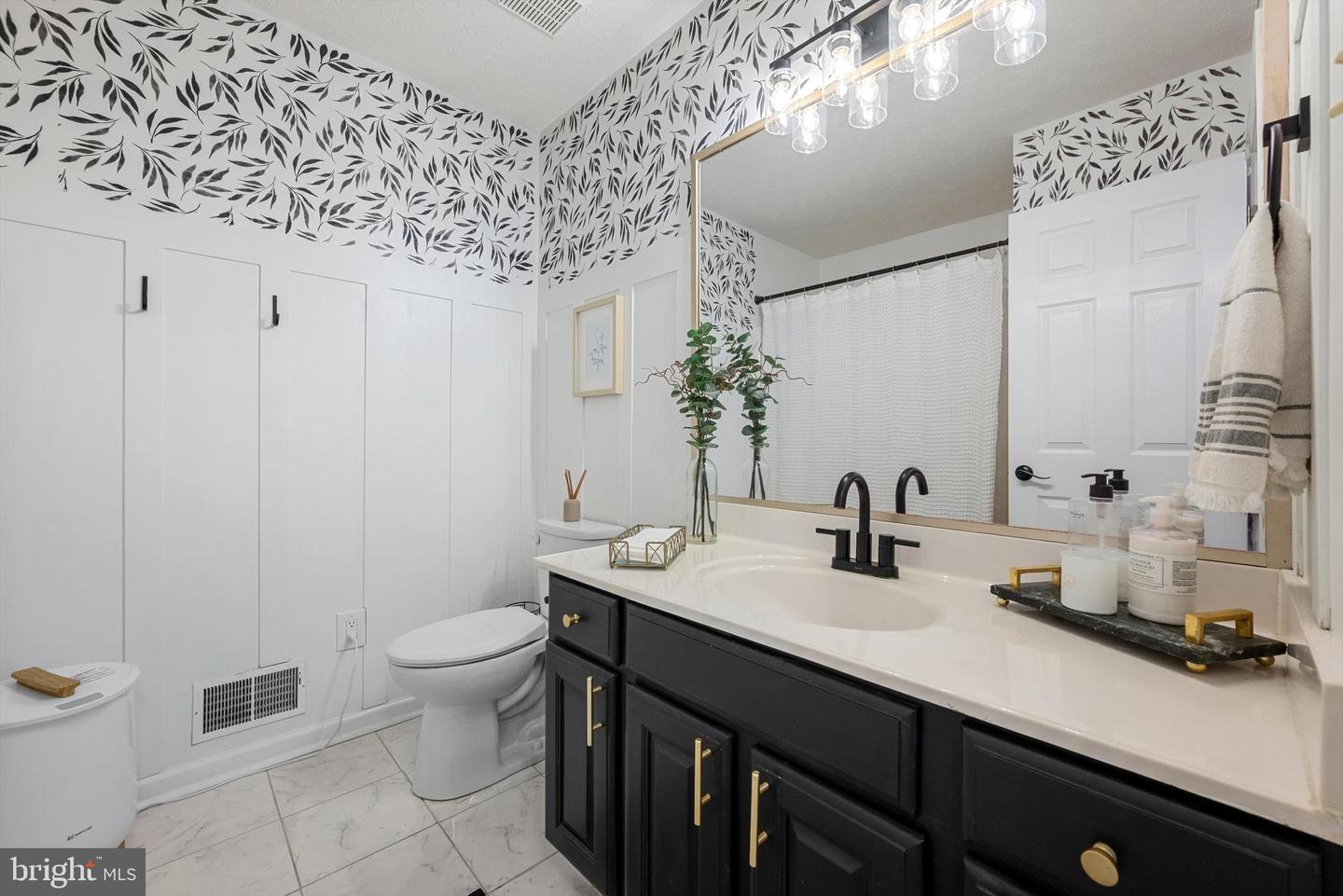 111 SHELBY CT, WINCHESTER, Virginia 22602, 3 Bedrooms Bedrooms, ,2 BathroomsBathrooms,Residential,For sale,111 SHELBY CT,VAFV2034834 MLS # VAFV2034834