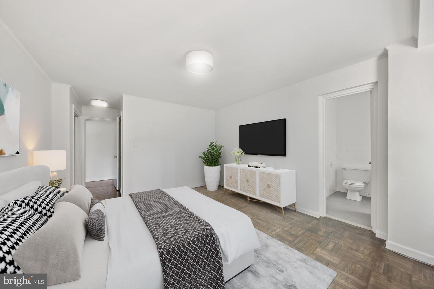 4301 MASSACHUSETTS AVE NW #A312, WASHINGTON, District Of Columbia 20016, 2 Bedrooms Bedrooms, ,2 BathroomsBathrooms,Residential,For sale,4301 MASSACHUSETTS AVE NW #A312,DCDC2205640 MLS # DCDC2205640