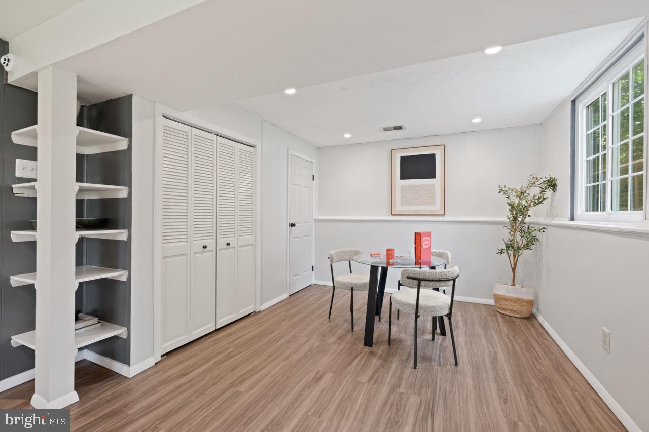 7012 VANTAGE DR, ALEXANDRIA, Virginia 22306, 3 Bedrooms Bedrooms, ,2 BathroomsBathrooms,Residential,For sale,7012 VANTAGE DR,VAFX2247368 MLS # VAFX2247368
