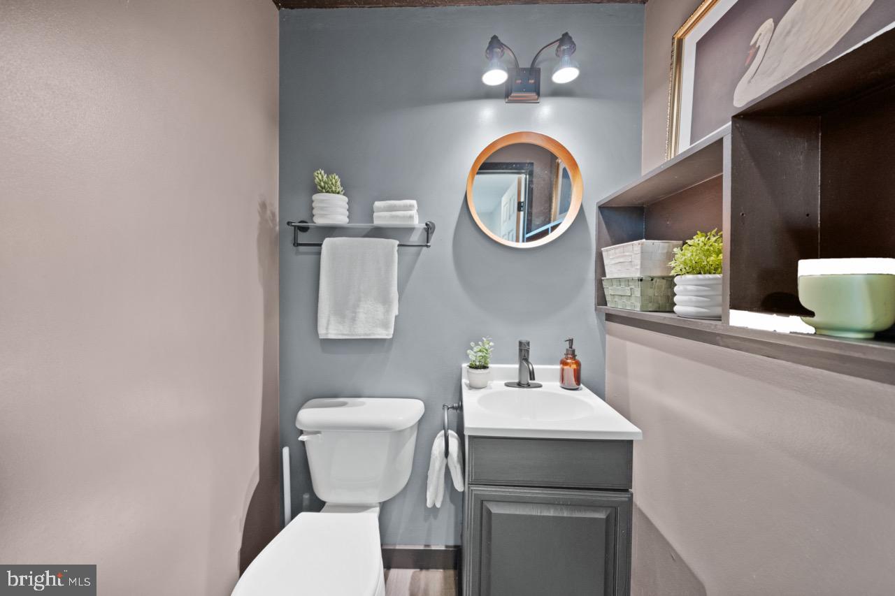 7012 VANTAGE DR, ALEXANDRIA, Virginia 22306, 3 Bedrooms Bedrooms, ,2 BathroomsBathrooms,Residential,For sale,7012 VANTAGE DR,VAFX2247368 MLS # VAFX2247368