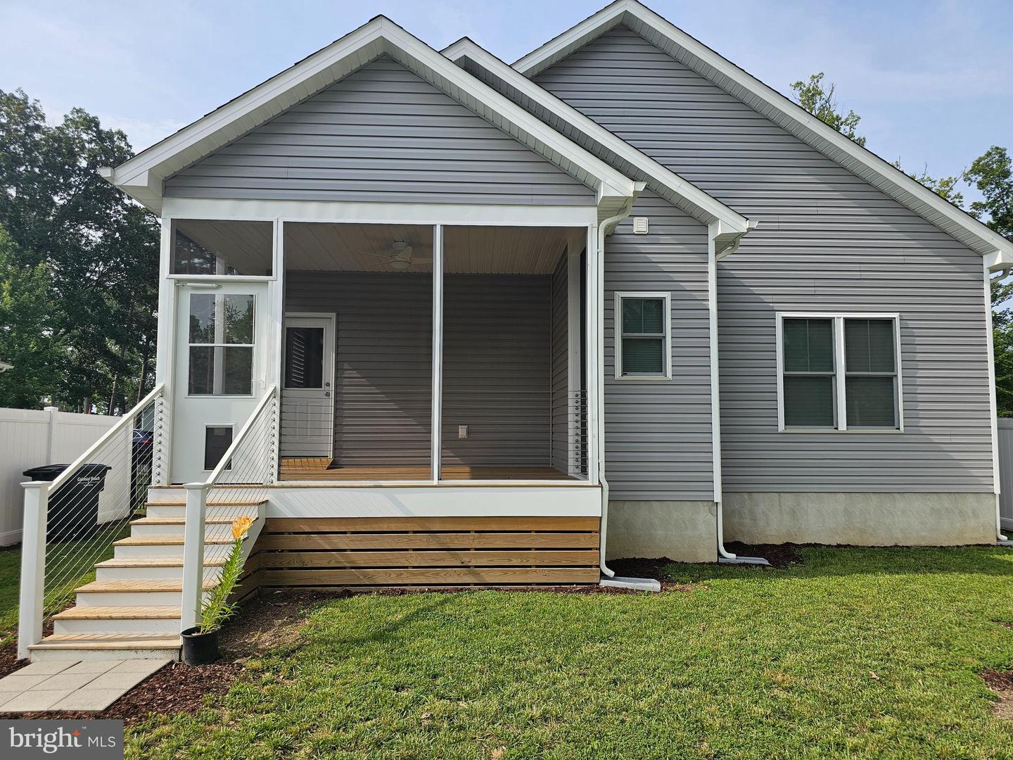 201 LAWRENCE LN, COLONIAL BEACH, Virginia 22443, 3 Bedrooms Bedrooms, ,2 BathroomsBathrooms,Residential,For sale,201 LAWRENCE LN,VAWE2009132 MLS # VAWE2009132