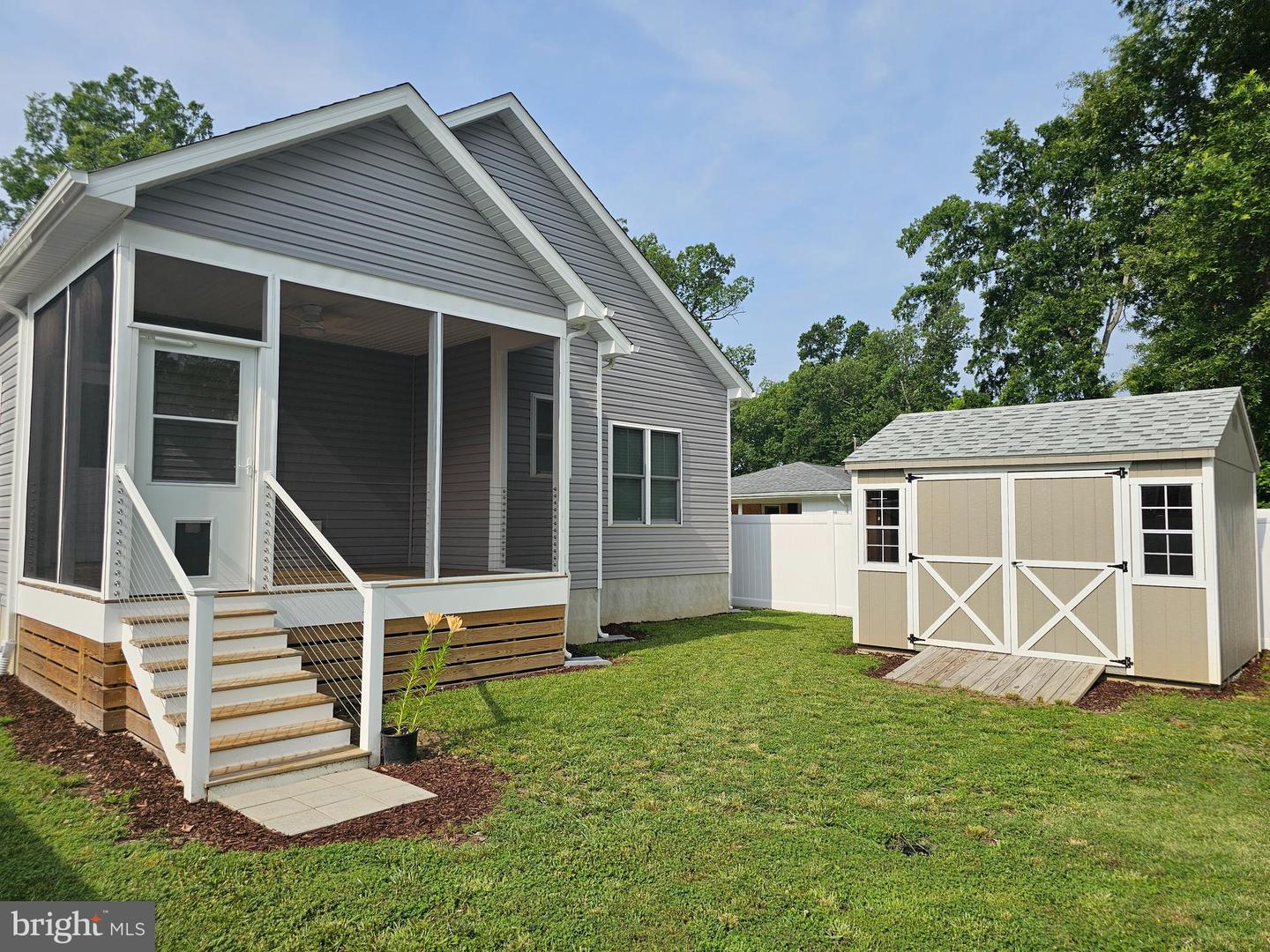 201 LAWRENCE LN, COLONIAL BEACH, Virginia 22443, 3 Bedrooms Bedrooms, ,2 BathroomsBathrooms,Residential,For sale,201 LAWRENCE LN,VAWE2009132 MLS # VAWE2009132