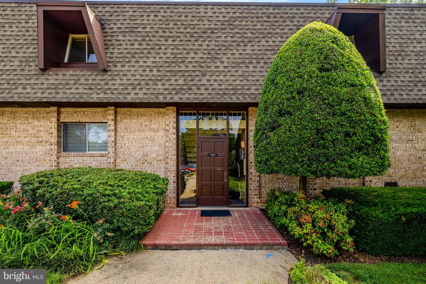 11613 VANTAGE HILL RD #12B, RESTON, Virginia 20190, 2 Bedrooms Bedrooms, ,1 BathroomBathrooms,Residential,For sale,11613 VANTAGE HILL RD #12B,VAFX2247462 MLS # VAFX2247462