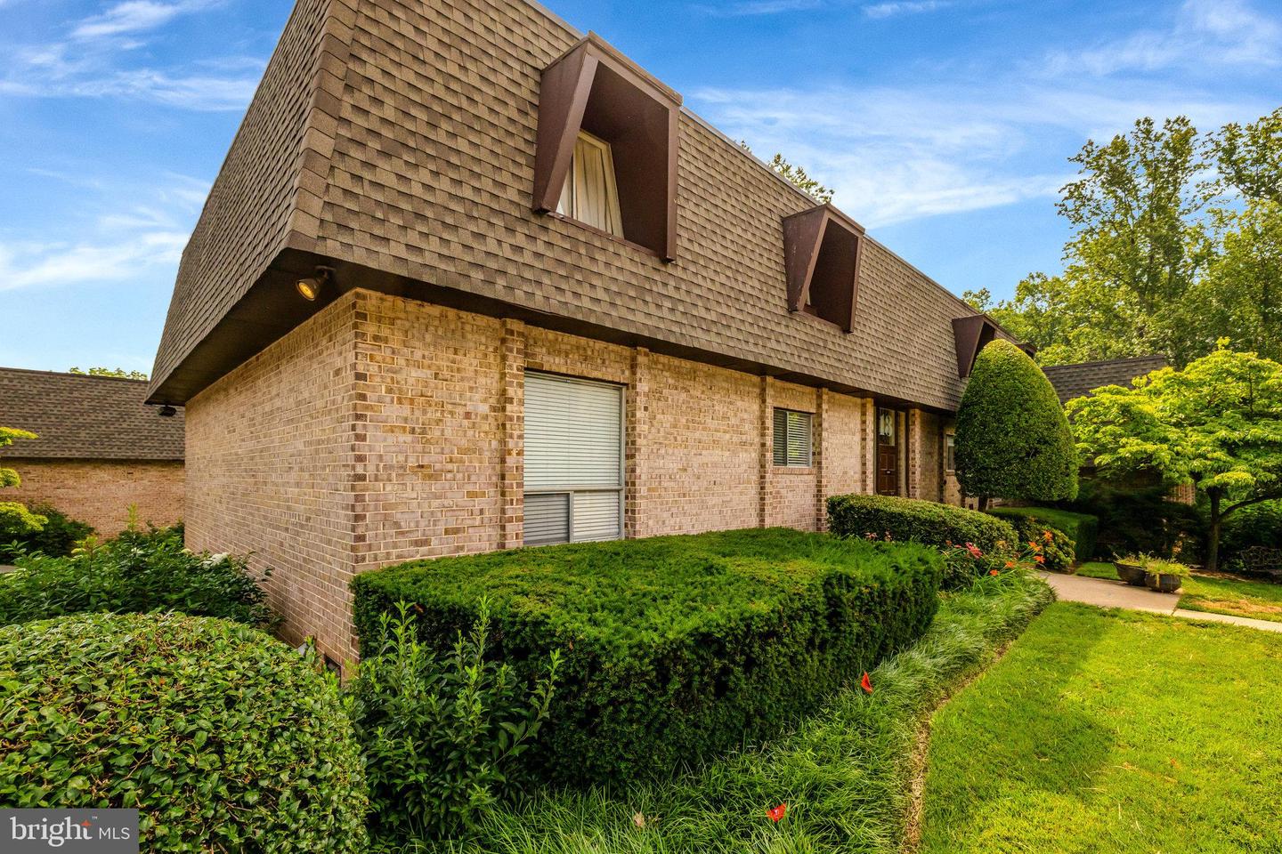 11613 VANTAGE HILL RD #12B, RESTON, Virginia 20190, 2 Bedrooms Bedrooms, ,1 BathroomBathrooms,Residential,For sale,11613 VANTAGE HILL RD #12B,VAFX2247462 MLS # VAFX2247462